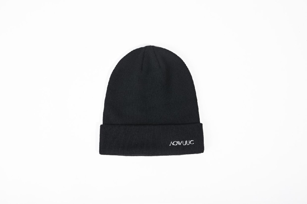 CUSTOMIZED LOGO KNITTED HATS